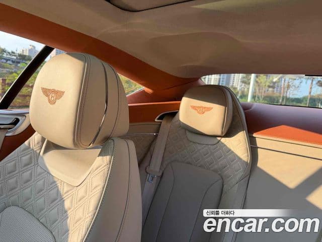 Bentley Continental GT 3세대 4.0 GT Azure, 2023 11