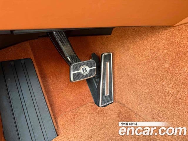 Bentley Continental GT 3세대 4.0 GT Azure, 2023 19