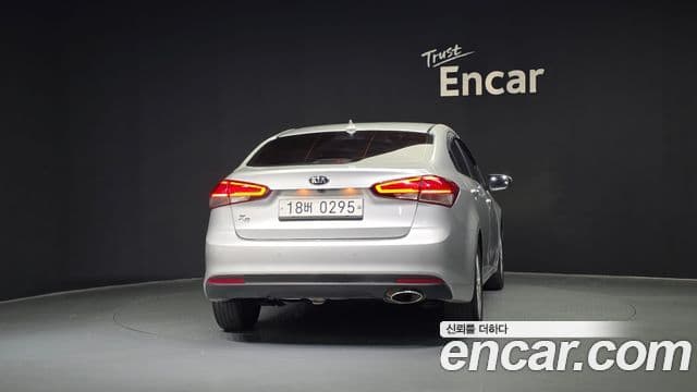 Kia The / новый New K3 Style, 2017 4