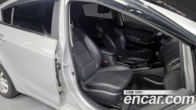 Kia The / новый New K3 Style, 2017 12