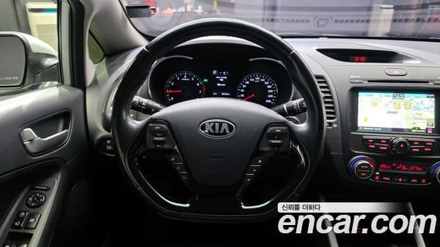 Kia The / новый New K3 Style, 2017 13
