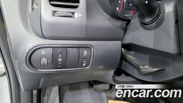 Kia The / новый New K3 Style, 2017 15