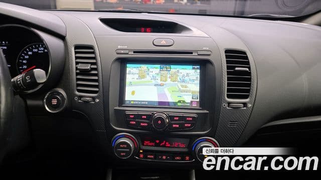 Kia The / новый New K3 Style, 2017 19