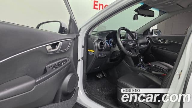 Hyundai Kona Modern Art, 2018 12