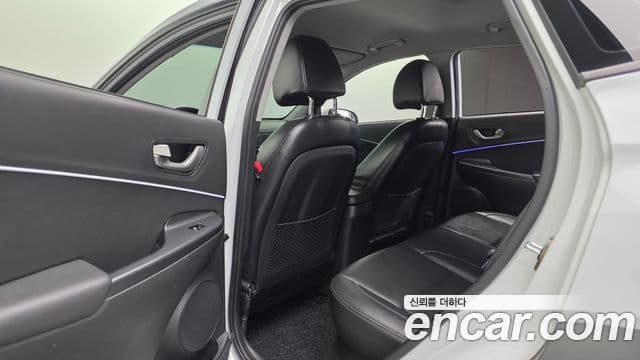 Hyundai Kona Modern Art, 2018 18