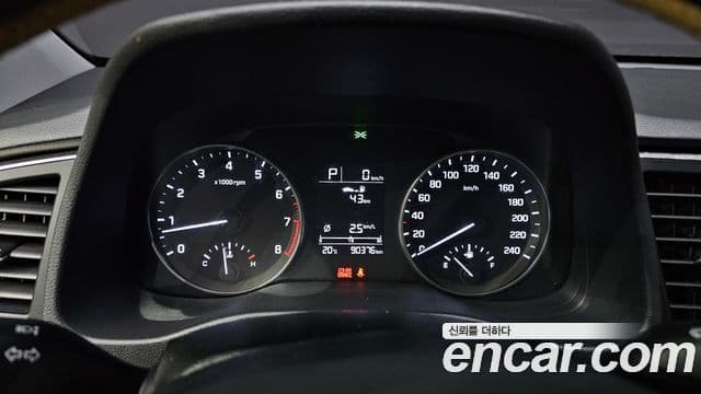 Hyundai Avante AD Style, 2018 8