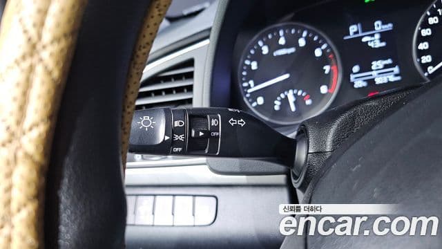 Hyundai Avante AD Style, 2018 17