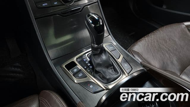 Hyundai Grandeur HG Modern, 2014 9