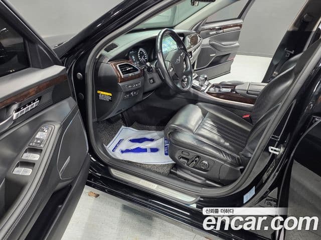 Genesis EQ900 Luxury, 2016 9