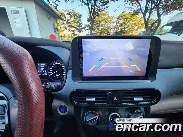 Hyundai Kona Modern Art, 2019 12