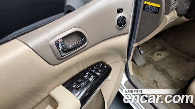 Kia Carnival R Premium, 2012 18