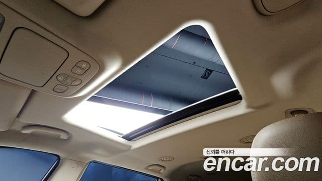 Kia Carnival R Premium, 2012 19