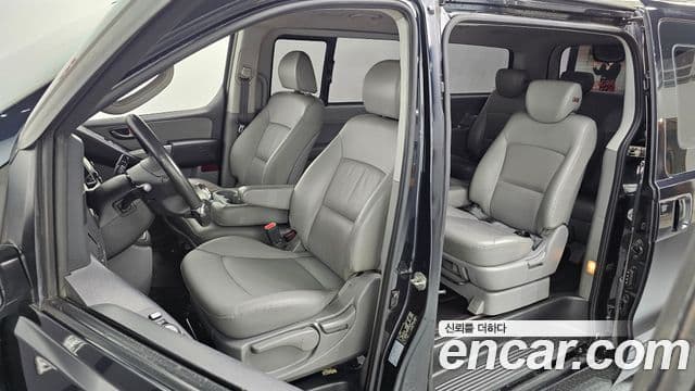 Hyundai The / новый New Grand Starex Modern, 2019 11