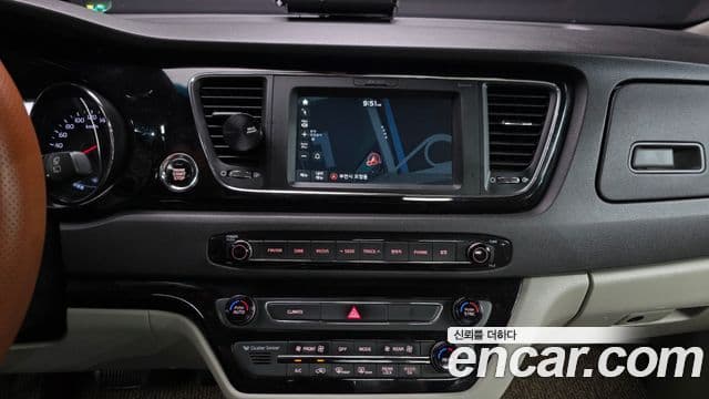 Kia All New Carnival Noblesse, 2017 15