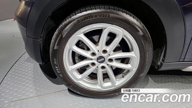 Mini Cooper D Countryman 1세대, 2016 все фото