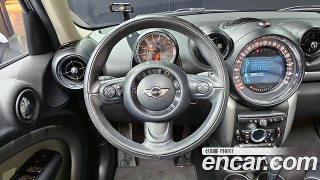 Mini Cooper D Countryman 1세대, 2016 13