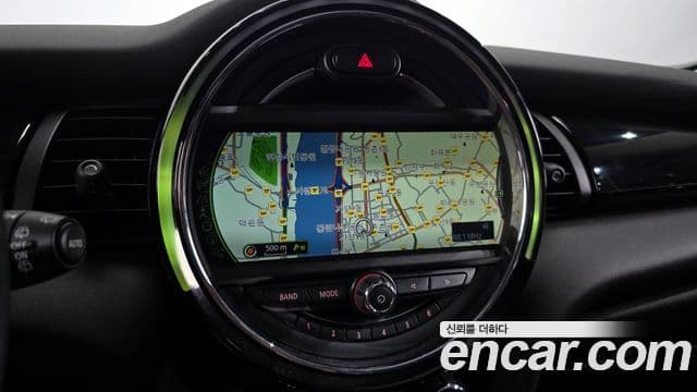 Mini Cooper 3세대, 2015 14