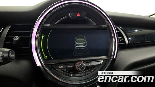 Mini Cooper 3세대, 2015 15