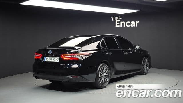 Toyota 캠리 (XV70) 2.5 XLE гибрид, 2023 2