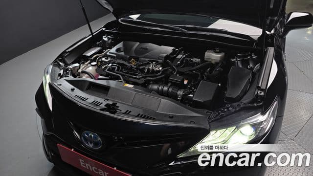 Toyota 캠리 (XV70) 2.5 XLE гибрид, 2023 6