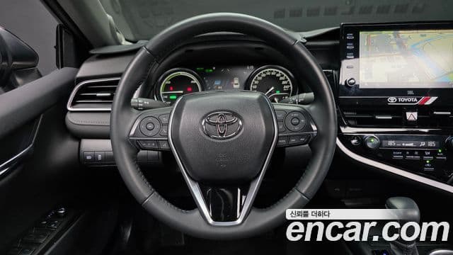 Toyota 캠리 (XV70) 2.5 XLE гибрид, 2023 13
