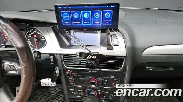 Audi New A4 B8, 2012 15