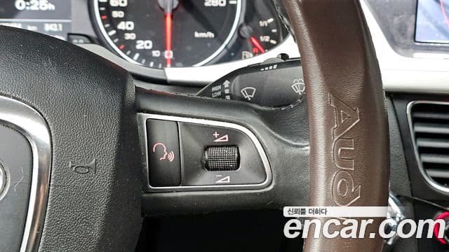 Audi New A4 B8, 2012 20