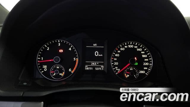 Volkswagen 시로코 2.0 TDI R-Line, 2012 8