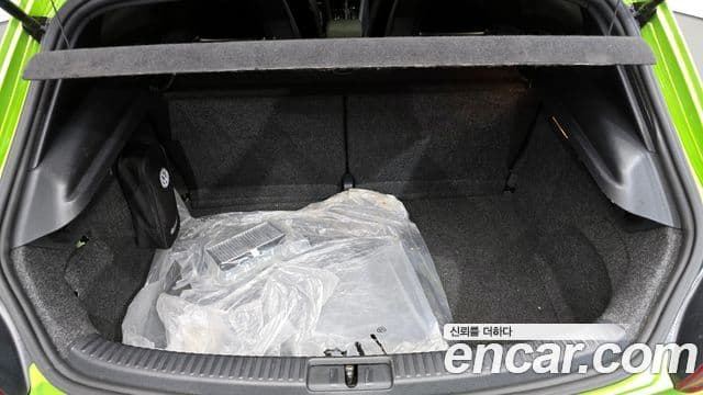 Volkswagen 시로코 2.0 TDI R-Line, 2012 20