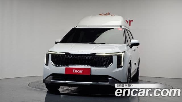 Kia The / новый New Carnival 4세대 7인승 High Limousine (компания по спецнадстройкам), 2025 3