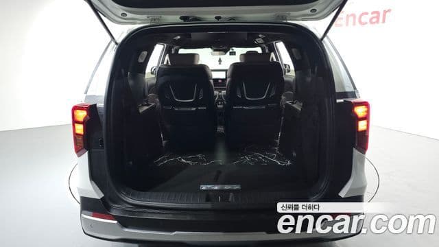 Kia The / новый New Carnival 4세대 7인승 High Limousine (компания по спецнадстройкам), 2025 20
