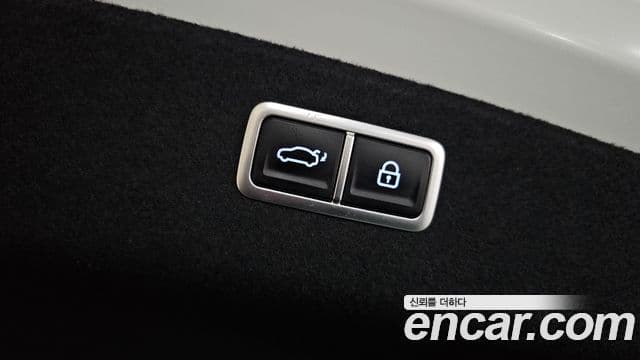 Genesis G80 (RG3) бензин 2.5 турбо AWD, 2024 16