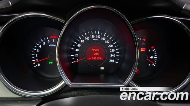 Kia K5 LPI Smart, 2011 8