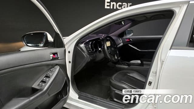 Kia K5 LPI Smart, 2011 11