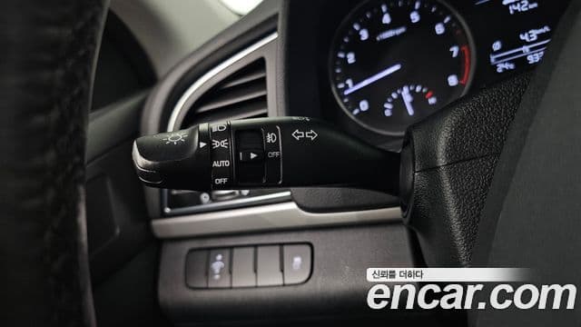 Hyundai Avante AD 1.6 GDI Smart, 2017 16