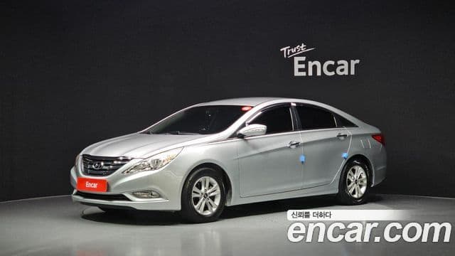 Hyundai YF Sonata люксовая версия, 2010 1