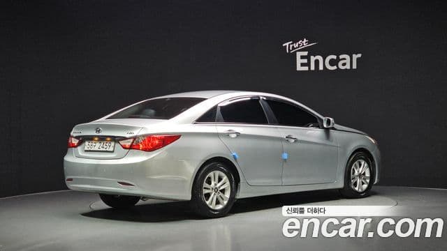 Hyundai YF Sonata люксовая версия, 2010 2