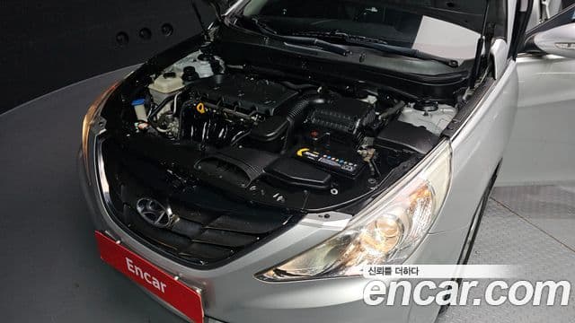 Hyundai YF Sonata люксовая версия, 2010 6