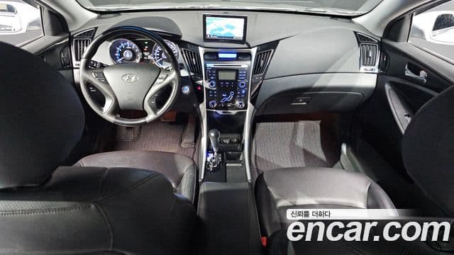 Hyundai YF Sonata люксовая версия, 2010 7