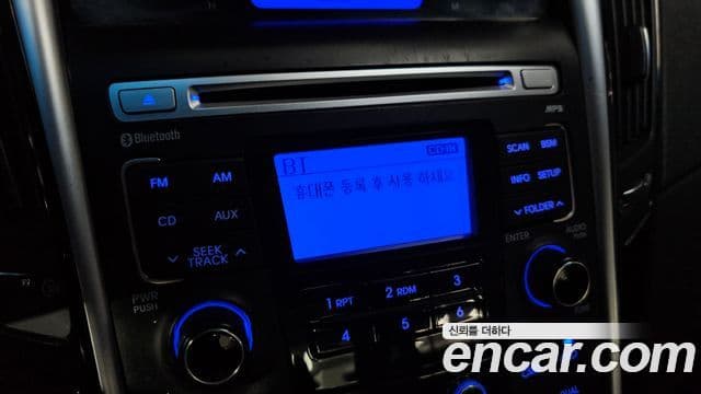 Hyundai YF Sonata люксовая версия, 2010 16