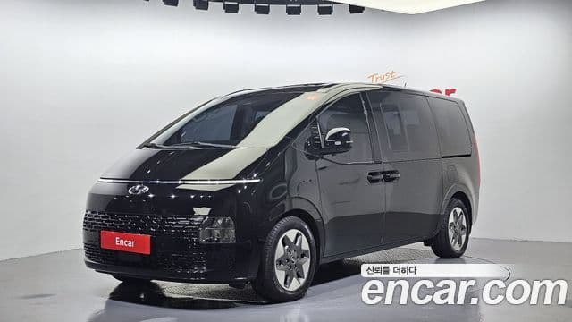 Hyundai Staria Modern, 2022 1
