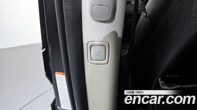 Hyundai Staria Modern, 2022 18