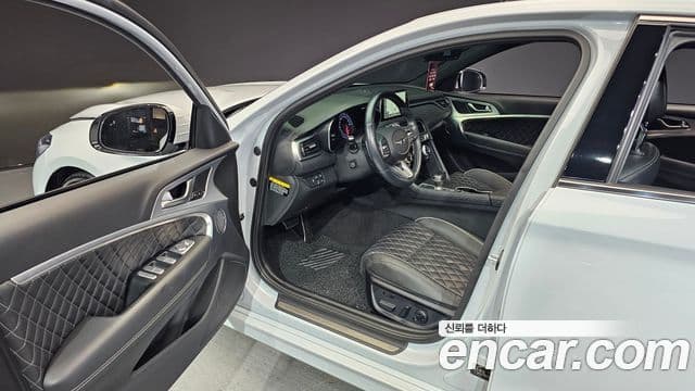 Genesis G70 Sport пакет, 2018 11