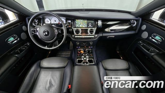 Rolls-Royce 고스트 6.6 EWB V12, 2020 7