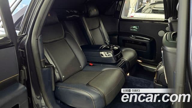 Rolls-Royce 고스트 6.6 EWB V12, 2020 12