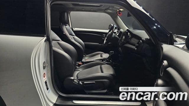 Mini Cooper D 3세대, 2016 10