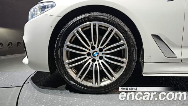 BMW 5시리즈 (G30) 520d Luxury Special Edition, 2018 все фото