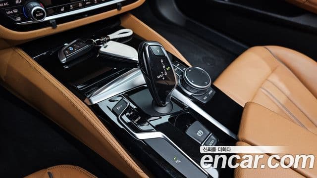BMW 5시리즈 (G30) 520d Luxury Special Edition, 2018 9