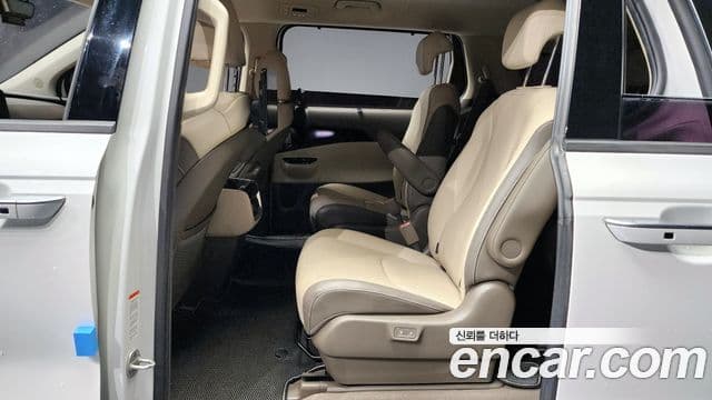 Kia Carnival 4세대 Signature, 2021 12
