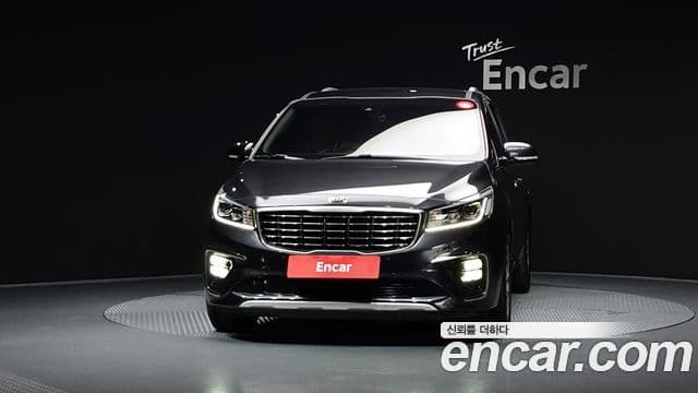Kia The / новый New Carnival VIP, 2019 3
